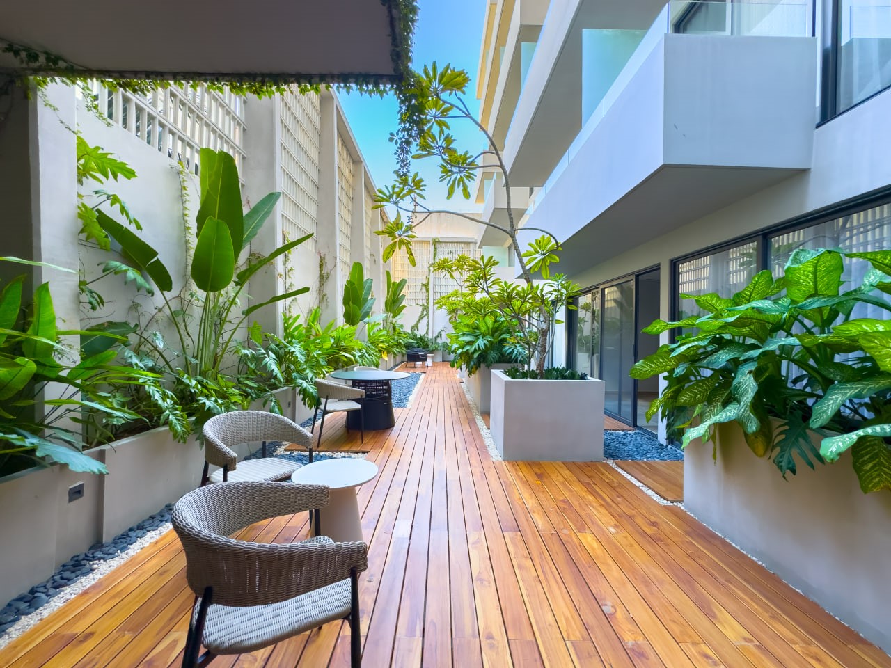28 Nte Street North, Unit 110 Beaumont, undefined 77720 - Photo 1 of 21 a view of a chairs in a patio