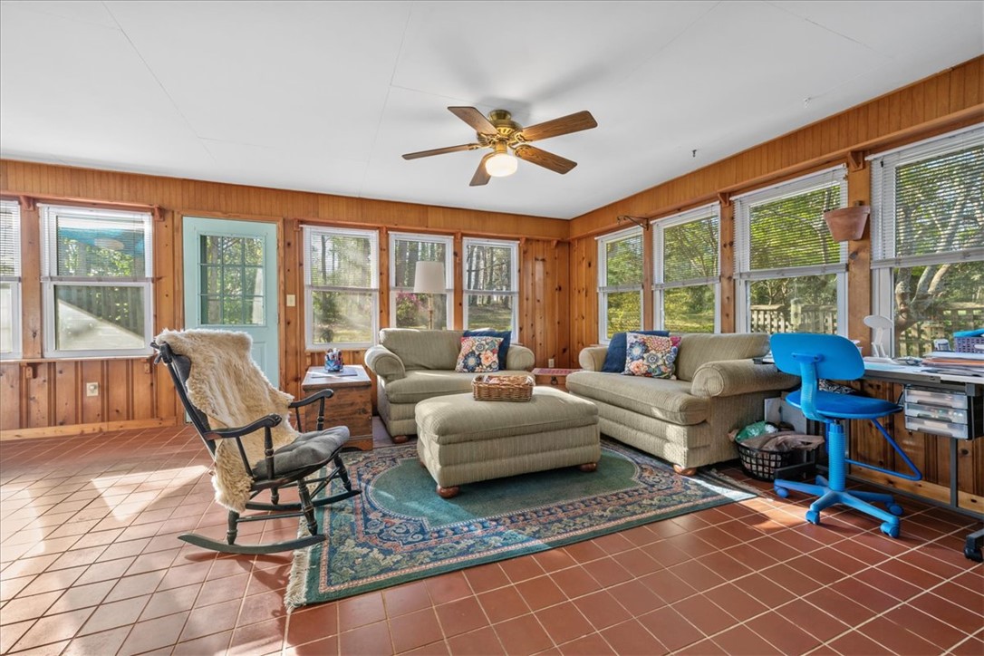 936 Chester Circle, Unit HOPKINS Pendleton, SC 29670 - Photo 7 of 35