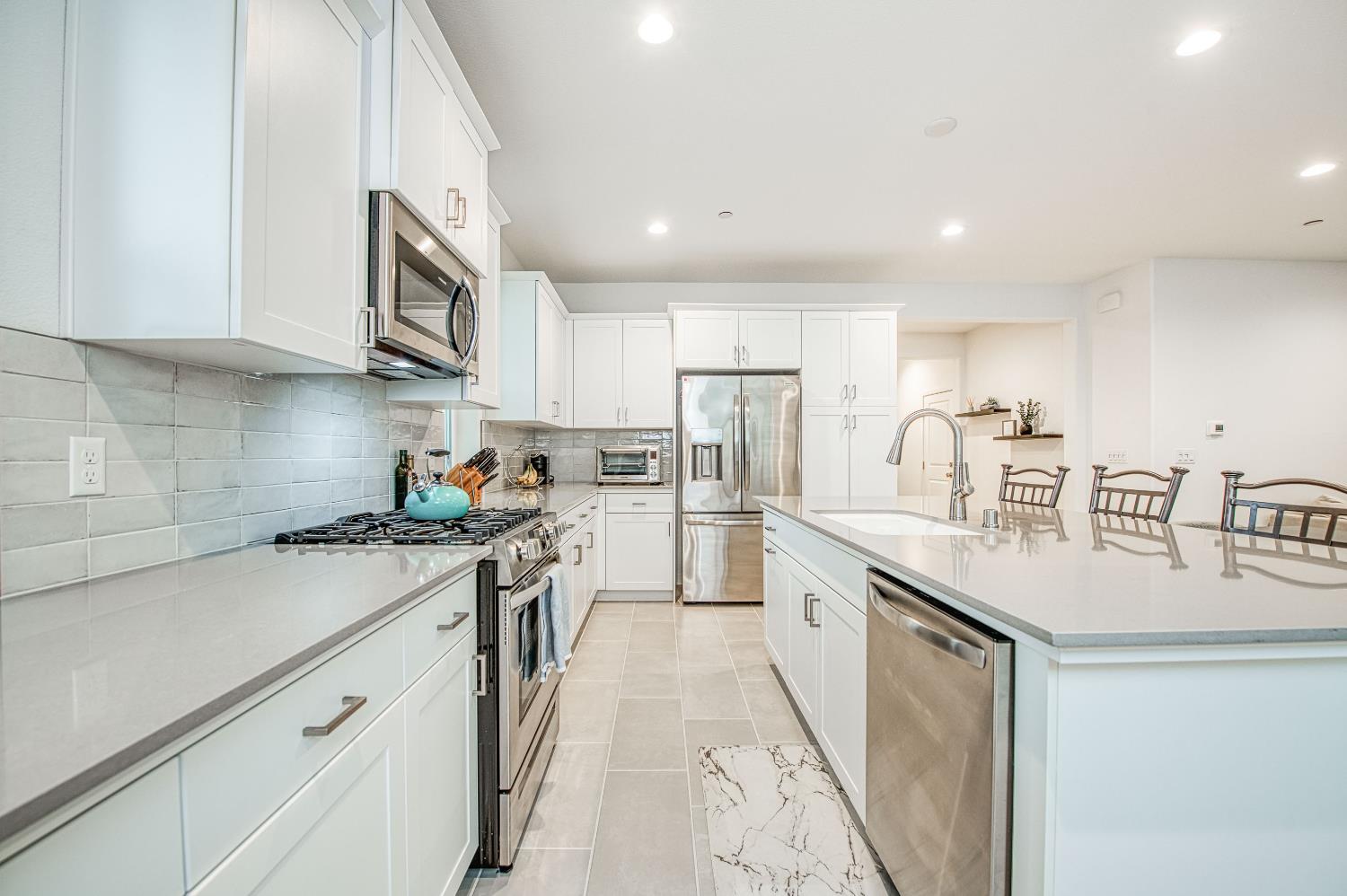 849 Livio Way Madera, CA 93636 - Photo 22 of 74