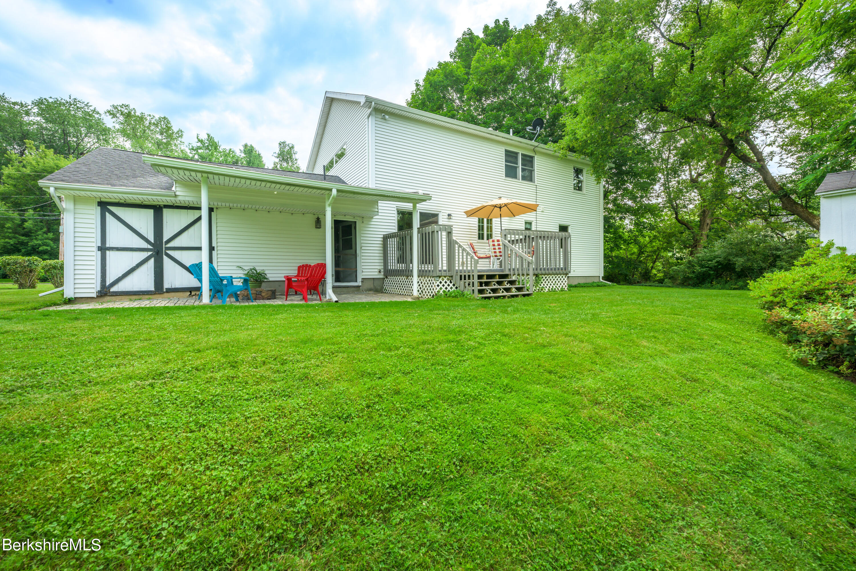 122 Cadwell Road Pittsfield, MA 01201 - Photo 6 of 36 Print - 122 Cadwell Rd Pittsfield MA 012