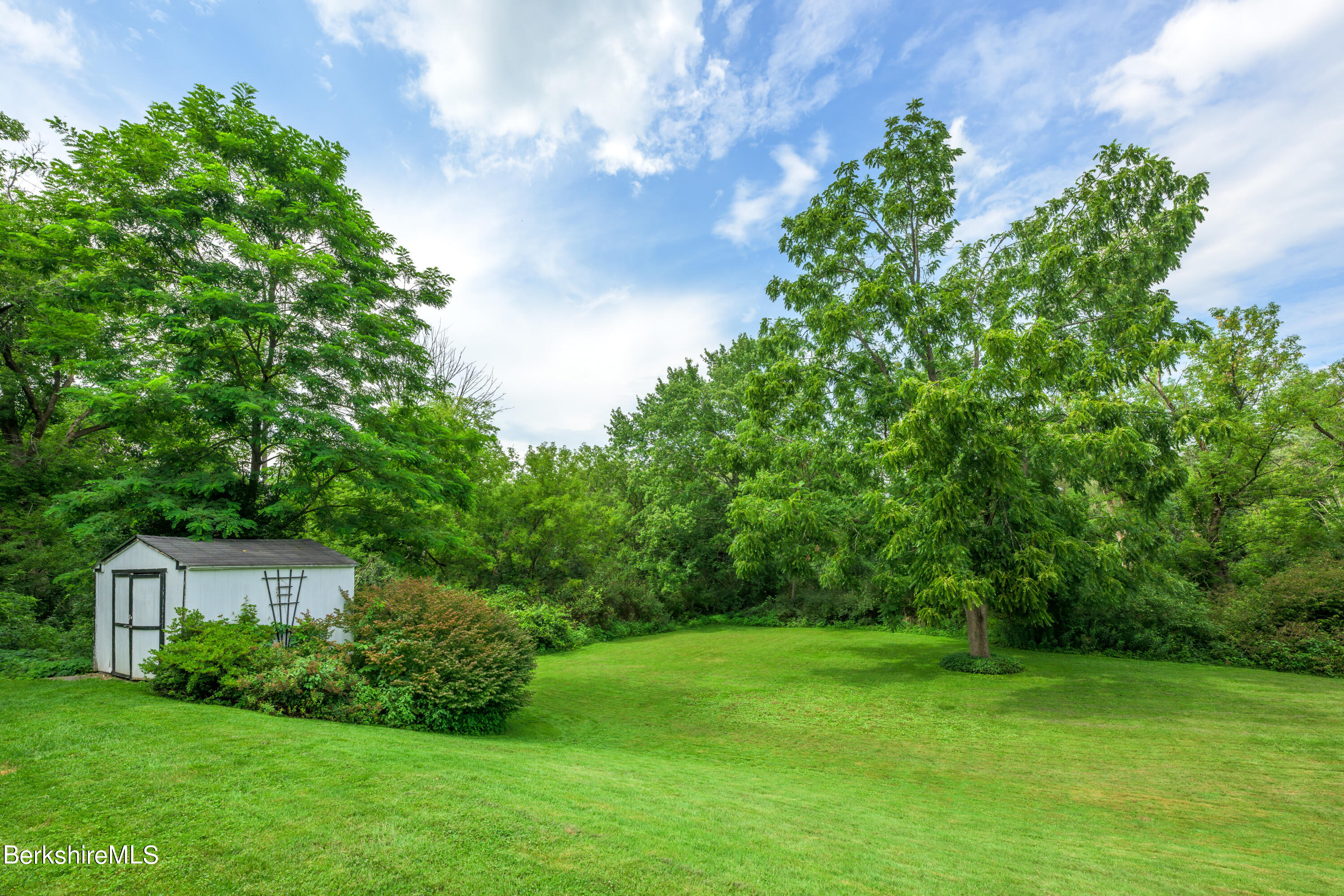 122 Cadwell Road Pittsfield, MA 01201 - Photo 8 of 36 Print - 122 Cadwell Rd Pittsfield MA 012