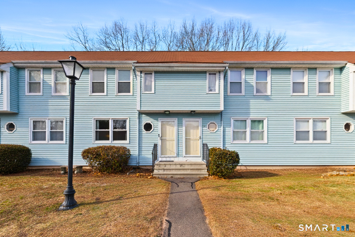 1 Abbott Road, Unit 3 Ellington, CT 06029 - Photo 2 of 24