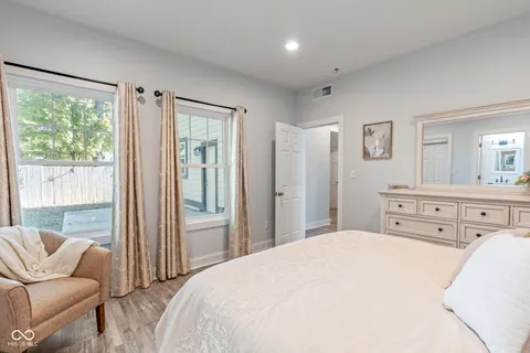 $460,000 | 422 West 40th Street, Indianapolis, IN 46208