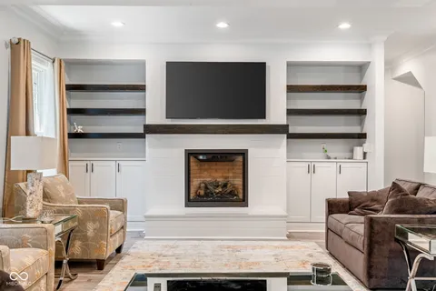 $460,000 | 422 West 40th Street, Indianapolis, IN 46208