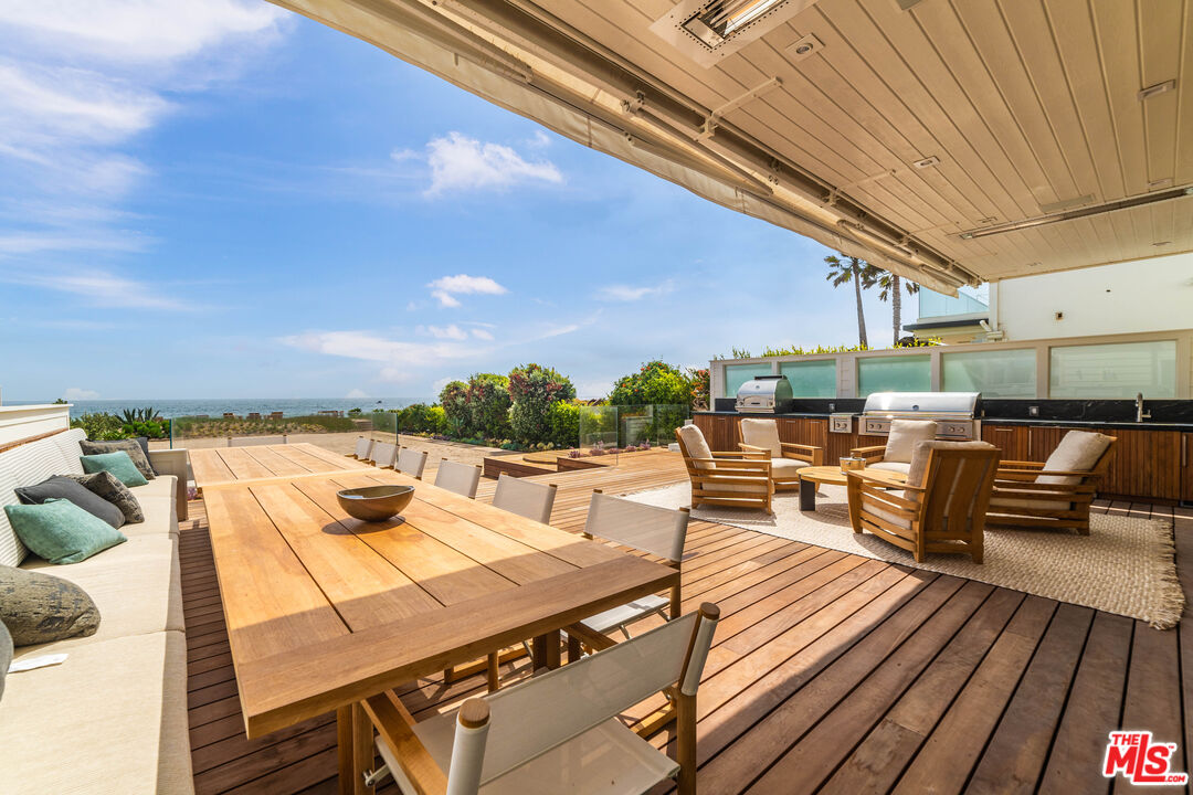 30962 Broad Beach Road Malibu, CA 90265 - Photo 3 of 22 Gallery Image 3