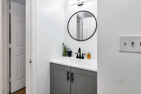 $255,000 | 46 Amesbury Street, Unit 2B, Lawrence, MA 01840