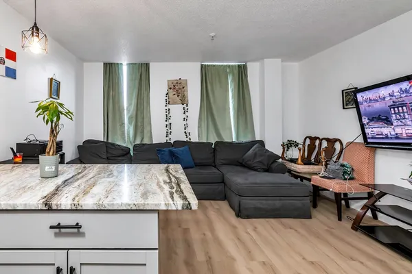 $255,000 | 46 Amesbury Street, Unit 2B, Lawrence, MA 01840