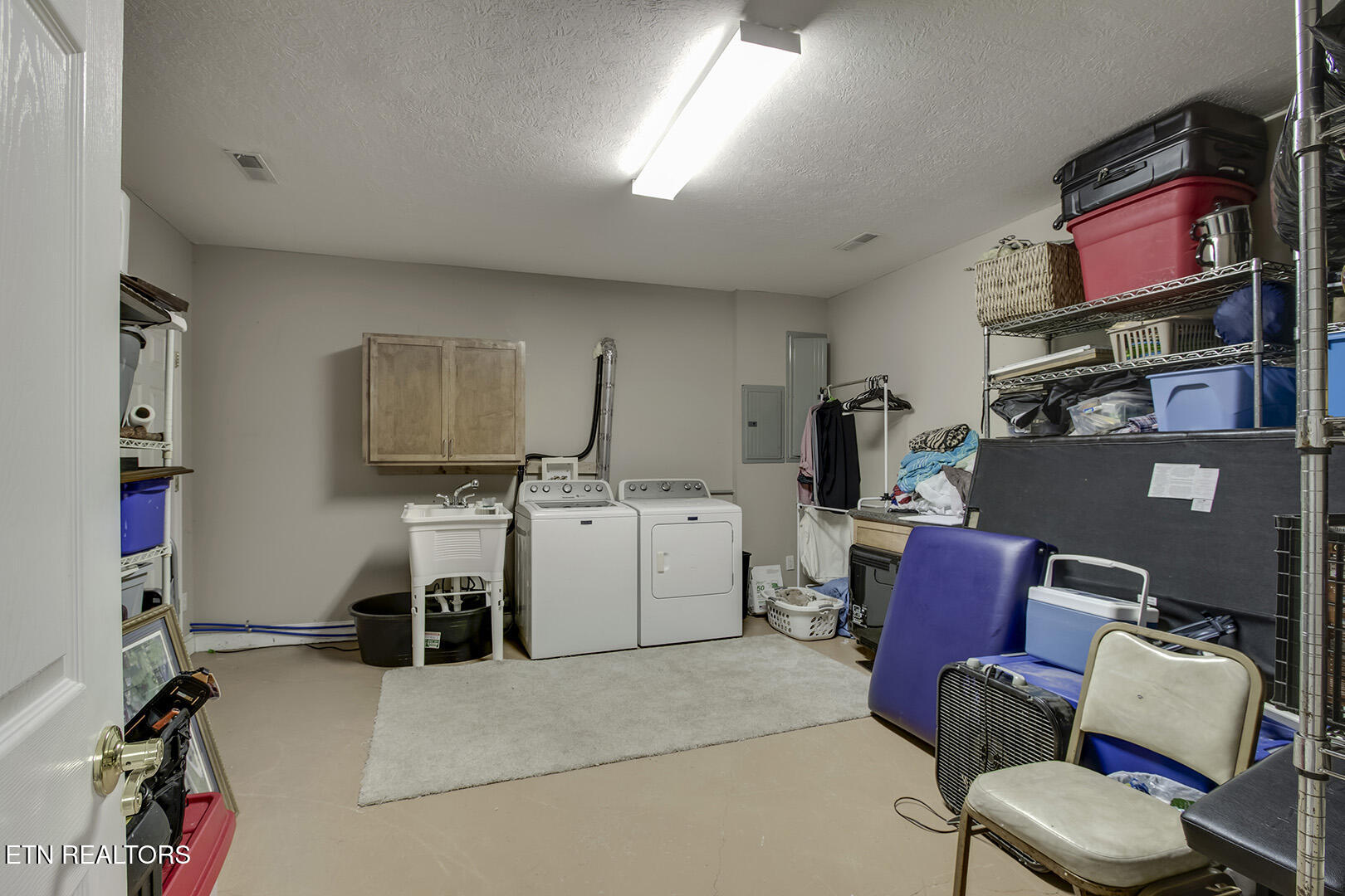 680 Dogwood Valley Road Kingston, TN 37763 - Photo 45 of 60 45_DogwoodValleyRoad_680_LowerLaundry-St