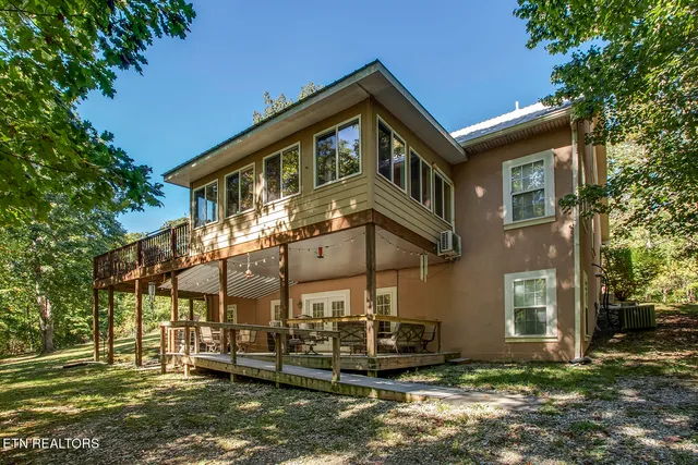 $1,150,000 | 680 Dogwood Valley Road, Kingston, TN 37763