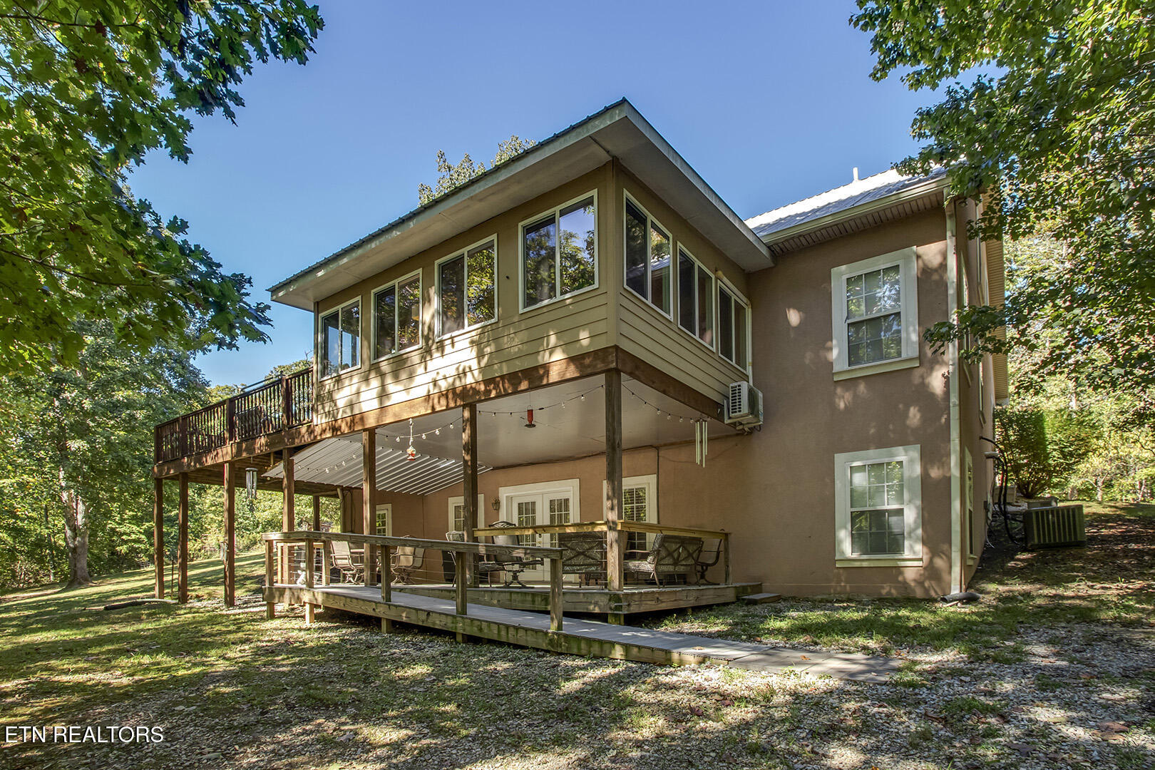 680 Dogwood Valley Road Kingston, TN 37763 - Photo 49 of 60 49_DogwoodValleyRoad_680_BackLeft