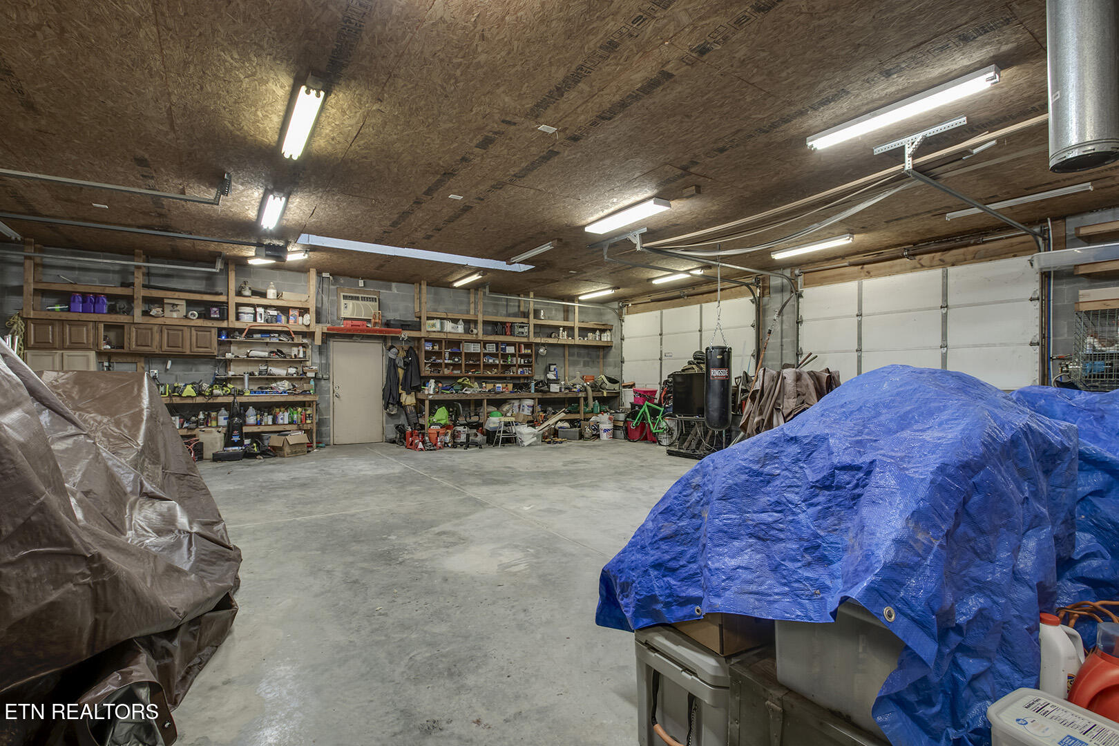 680 Dogwood Valley Road Kingston, TN 37763 - Photo 54 of 60 54_DogwoodValleyRoad_680_Shop-GarageInte