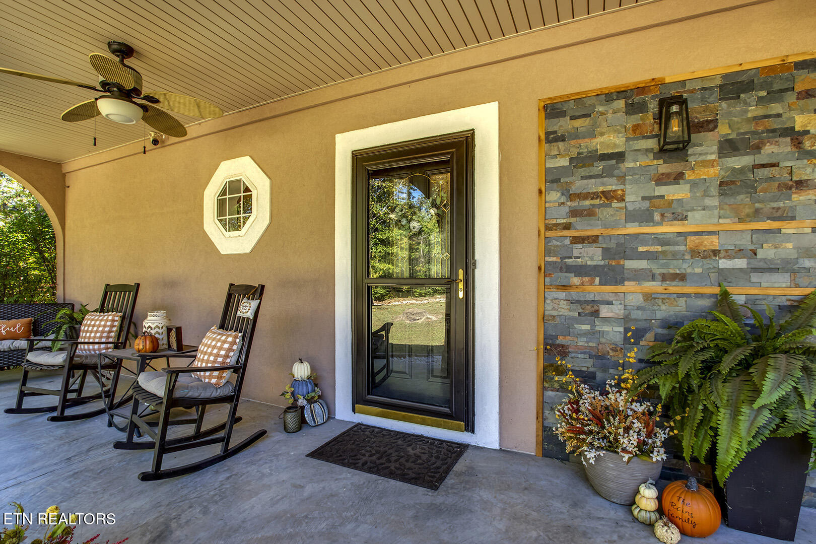 680 Dogwood Valley Road Kingston, TN 37763 - Photo 6 of 60 06_DogwoodValleyRoad_680_FrontEntry