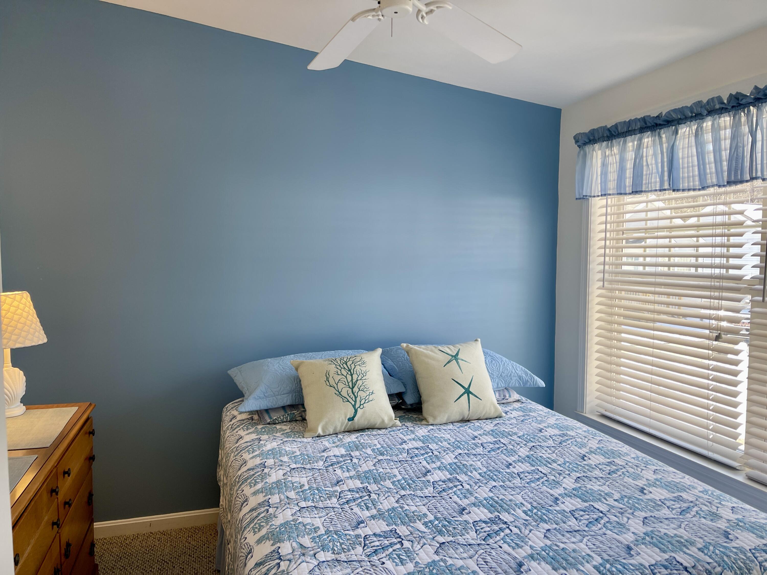 412 Post Road, Unit 275 Wells, ME 04090 - Photo 10 of 32 10 Bedroom 1