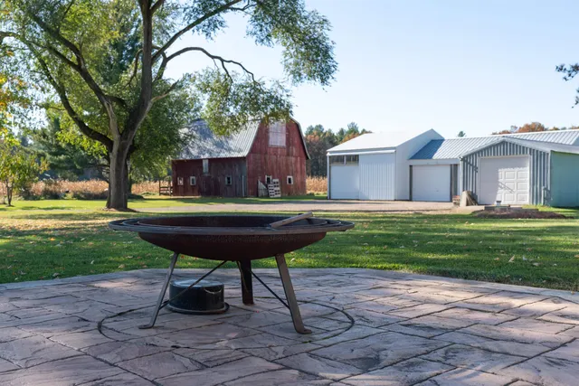 $1,179,900 | 28133 Co Hwy ET, Tomah, WI 54660