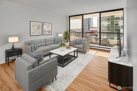$325,000 | 2201 3rd Avenue, Unit 803, Seattle, WA 98121
