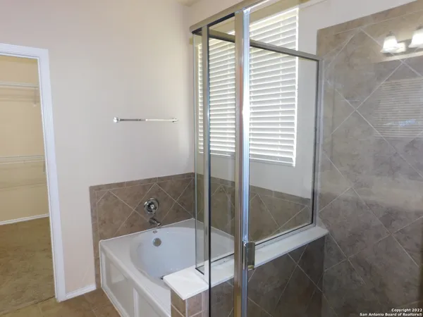 $2,200 | 129 Enchanted View, Cibolo, TX 78108