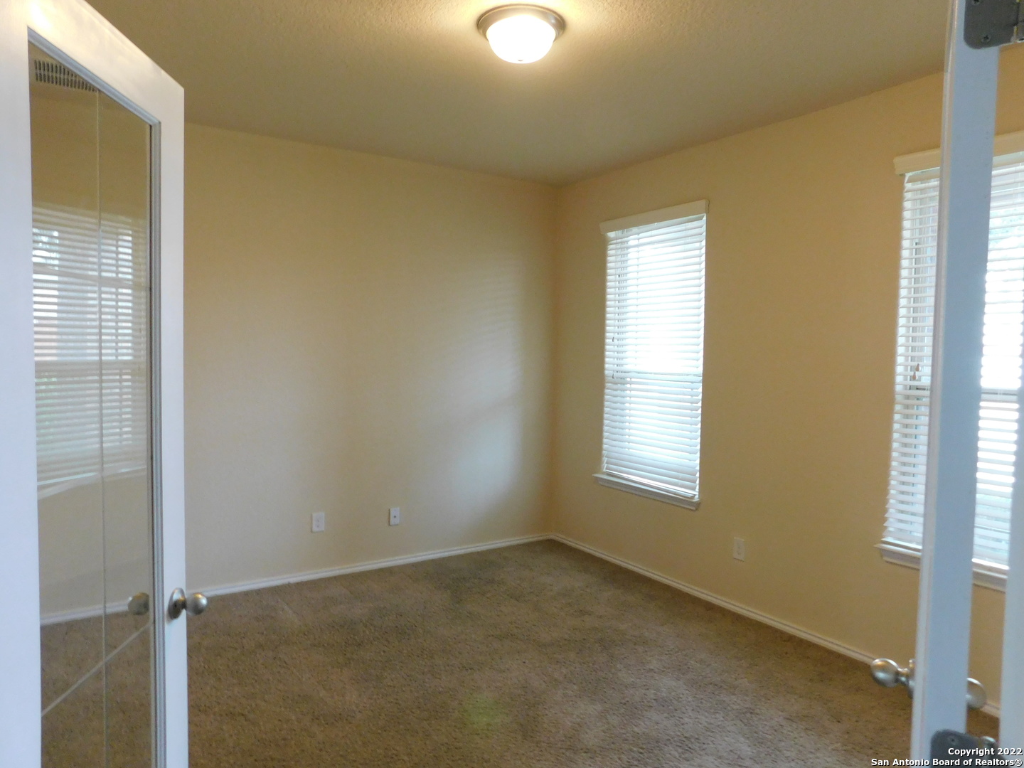 129 Enchanted View Cibolo, TX 78108 - Photo 4 of 21