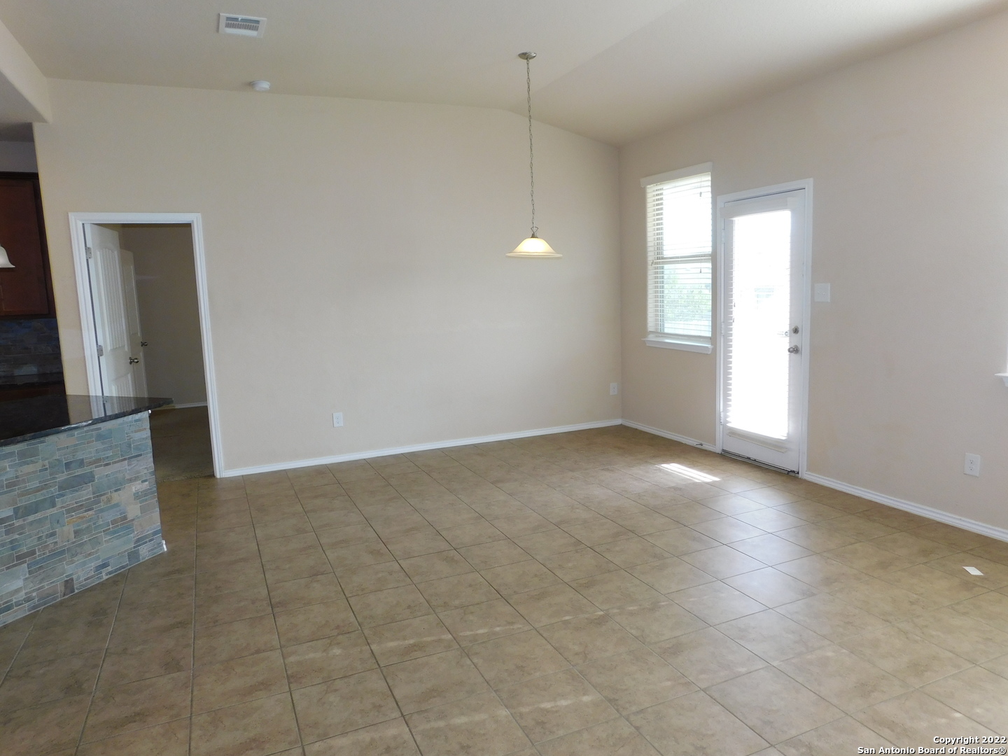 129 Enchanted View Cibolo, TX 78108 - Photo 8 of 21