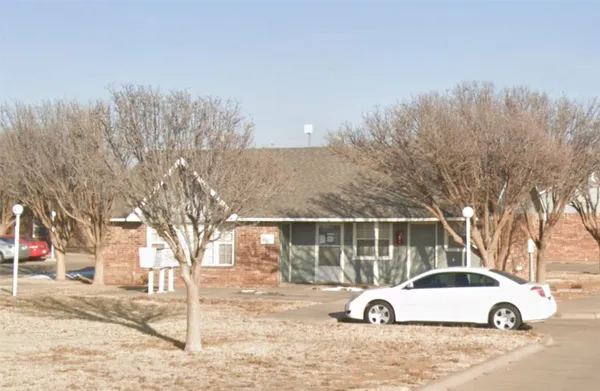 $675 | 903 Alamo Road, Levelland, TX 79336
