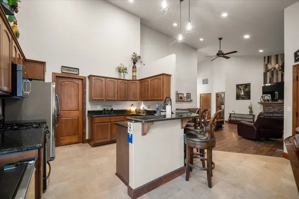$879,000 | 4529 East Diagonal Road, Rathdrum, ID 83858