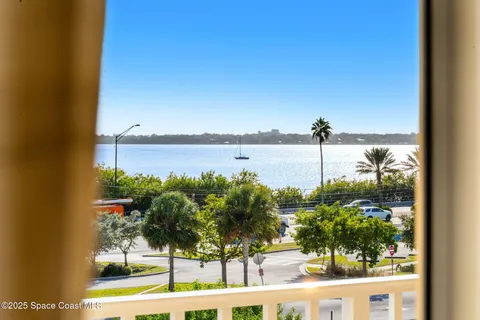 $425,000 | 134 Starboard Lane, Unit 301, Merritt Island, FL 32953