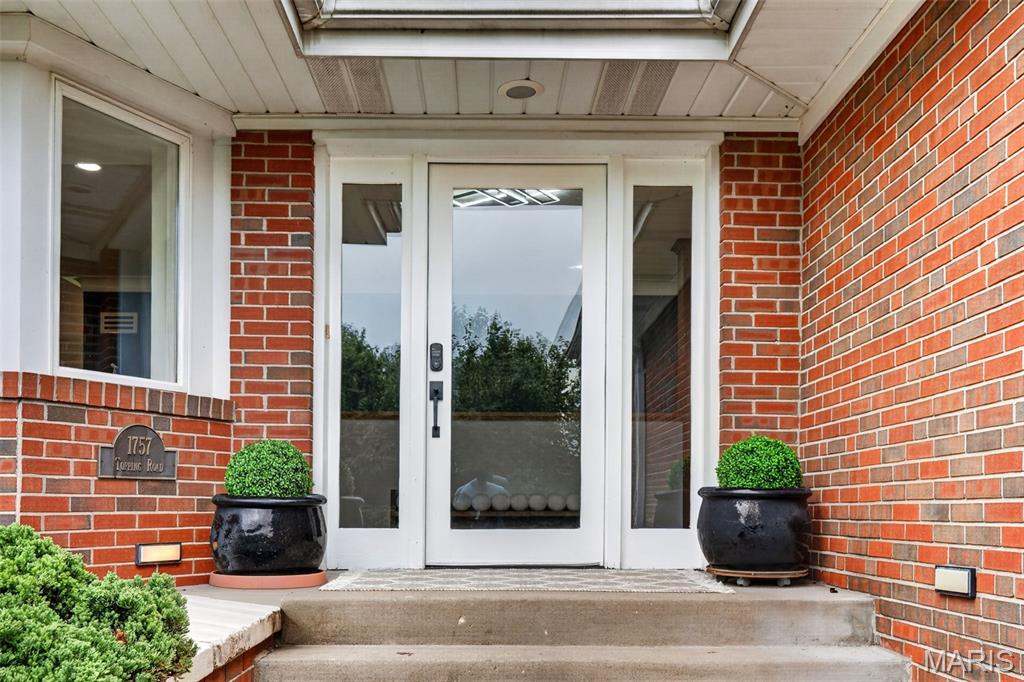 1757 Topping Road Town and Country, MO 63131 - Photo 16 of 97 Gallery Image 16