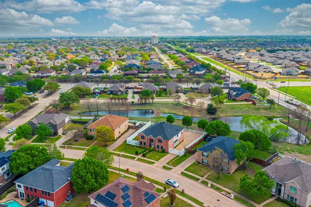 $550,000 | 808 Sabona Drive, DeSoto, TX 75115