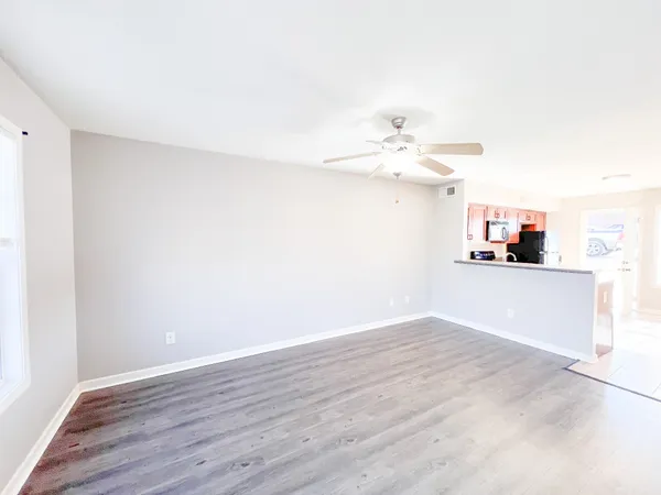 $995 | 1217 Ashridge Drive, Unit E, Clarksville, TN 37042