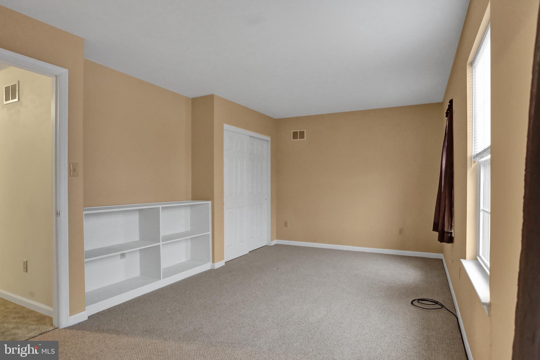 27 Charlemont Court Reading, PA 19607 - Photo 17 of 27 Bedroom 2