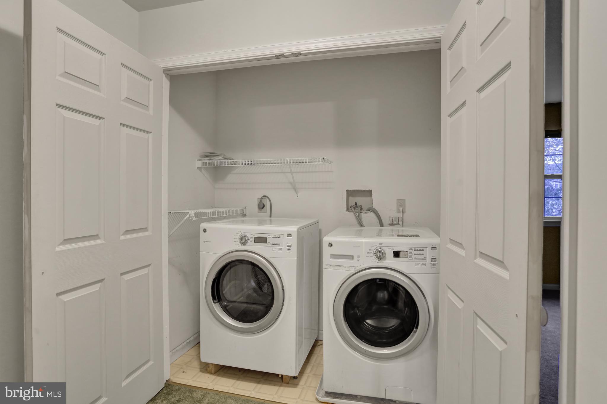 27 Charlemont Court Reading, PA 19607 - Photo 10 of 27 Laundry area