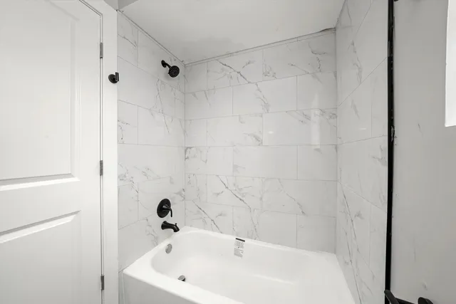 $315,000 | 233 32nd Avenue, Bellwood, IL 60104