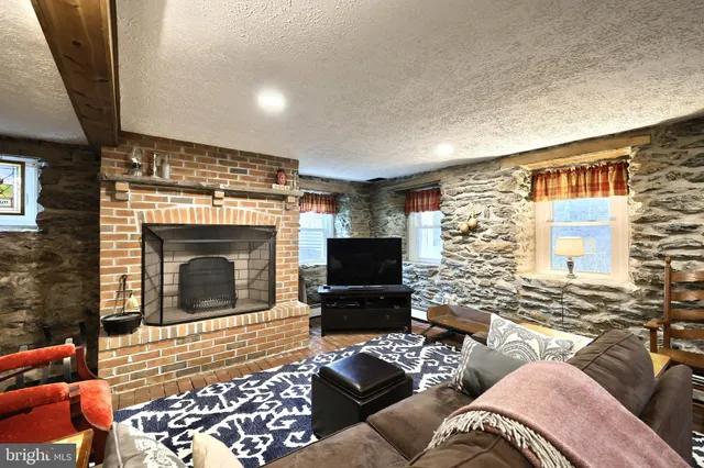 $1,500,000 | 12046 Bohr Court, Glen Rock, PA 17327