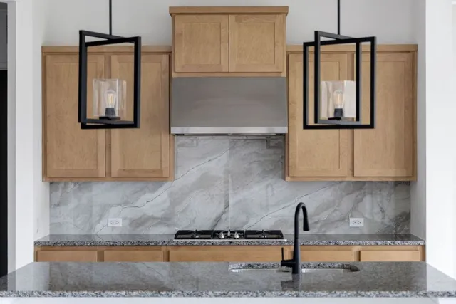 $999,000 | 2308 Mondello Path, Leander, TX 78641