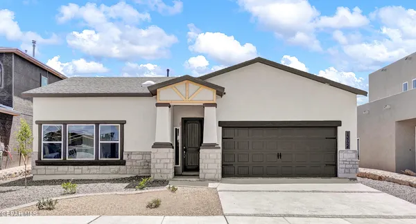 $471,950 | 114 Daniel Lynn, Santa Teresa, NM 88008