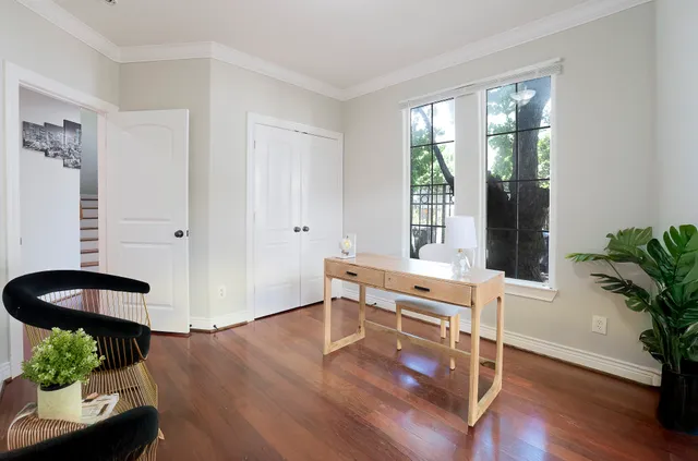 $495,000 | 4115 Barnes Street, Houston, TX 77007