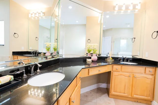 $495,000 | 4115 Barnes Street, Houston, TX 77007