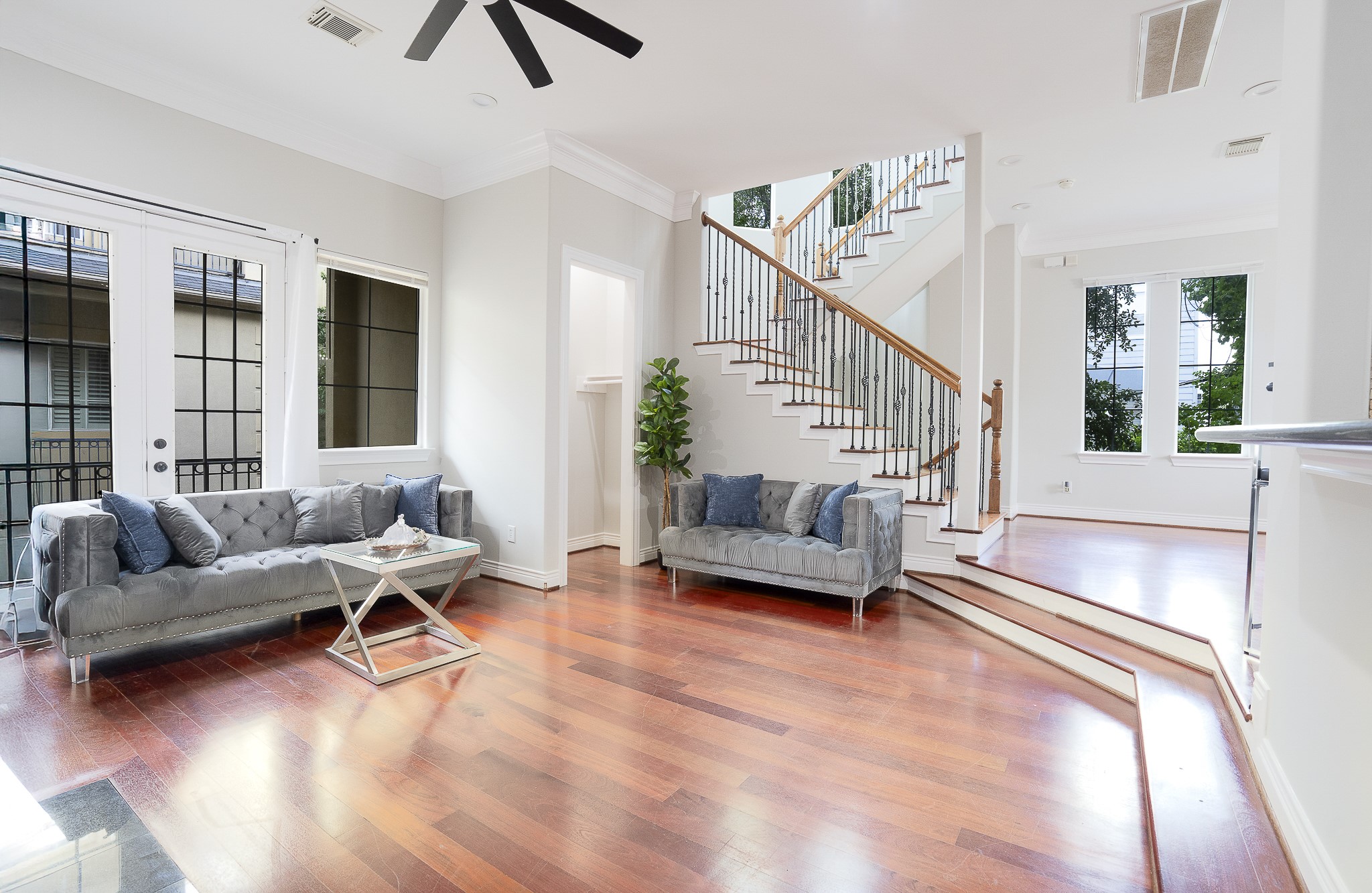 4115 Barnes Street Houston, TX 77007 - Photo 5 of 39