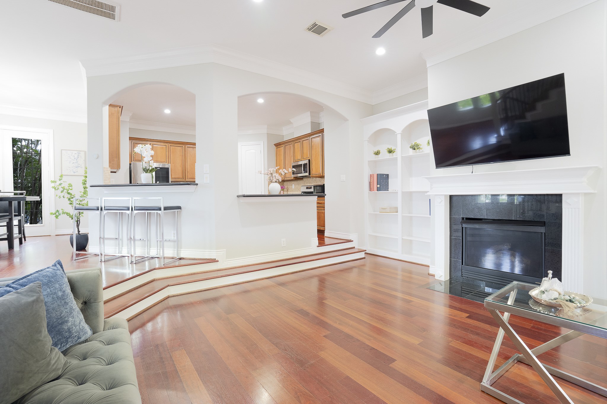 4115 Barnes Street Houston, TX 77007 - Photo 6 of 39