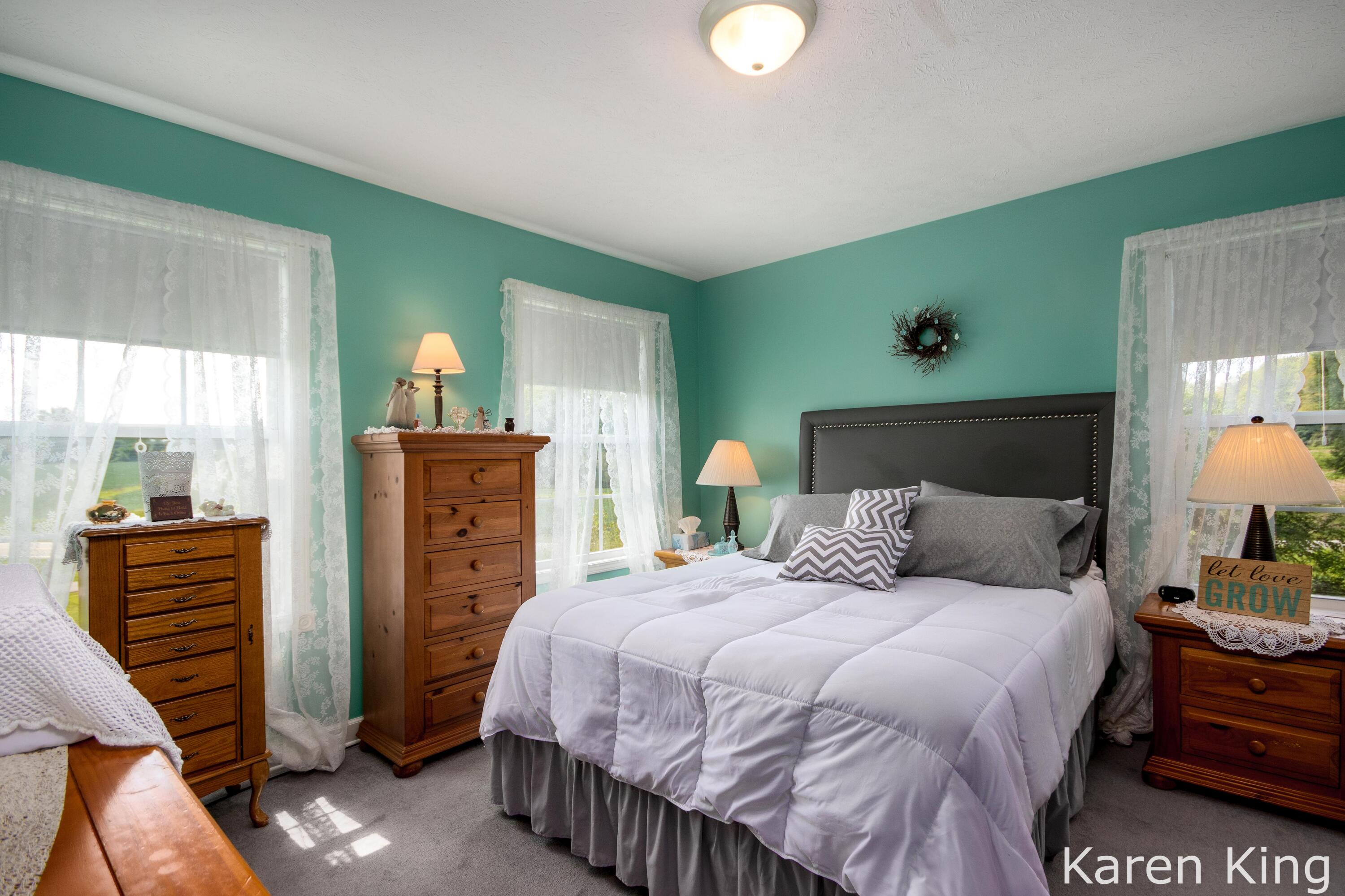 3597 Rustic Lane Hamilton, MI 49419 - Photo 27 of 35 Guest Room - 1