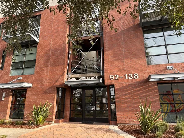 $4,950 | 116 South 1st Street, Campbell, CA 95008