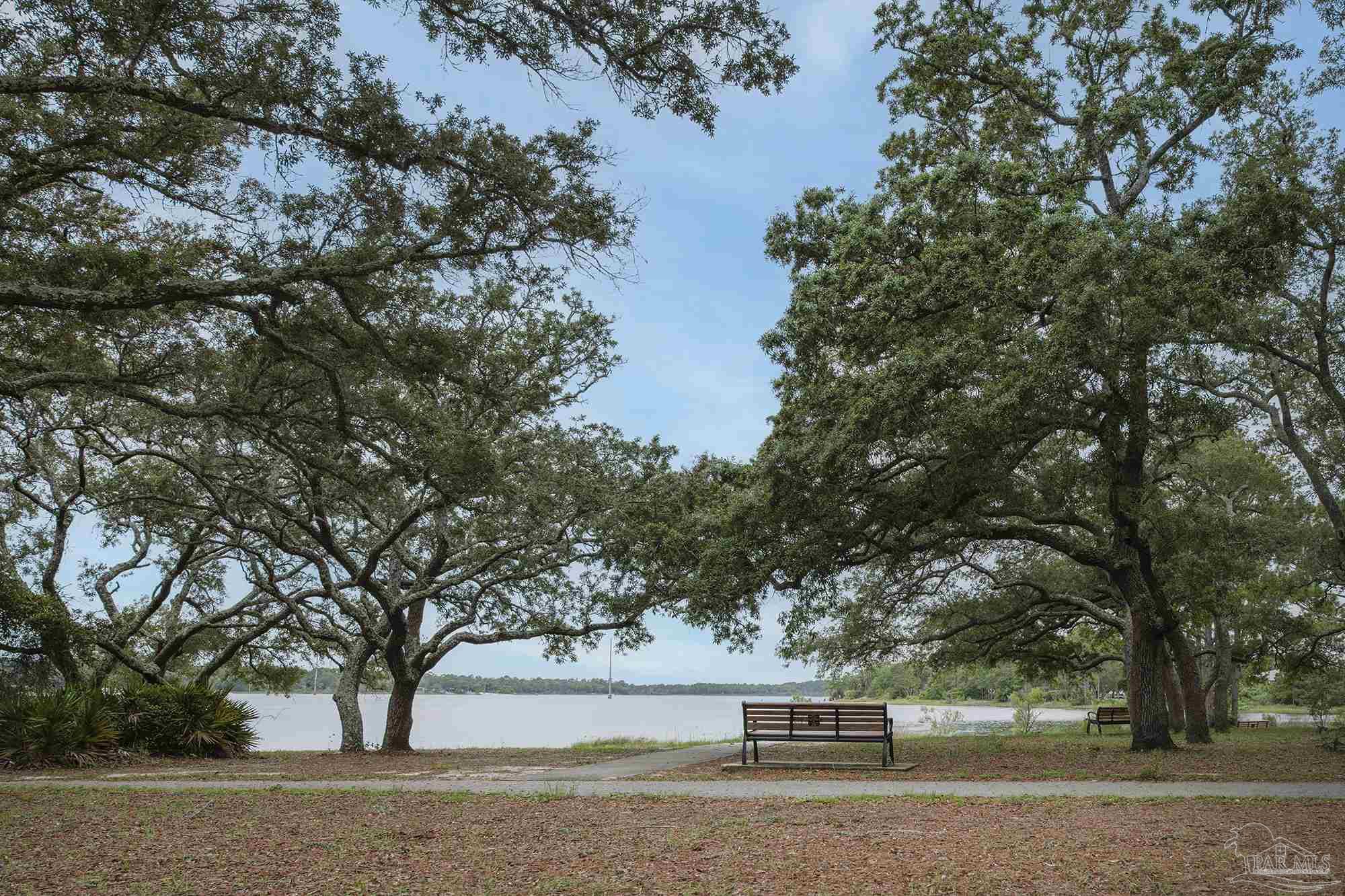 211 Berry Road Pensacola, FL 32507 - Photo 29 of 39
