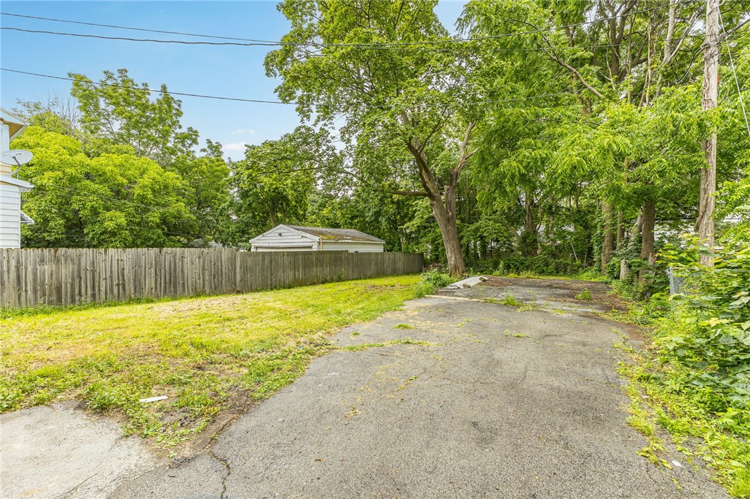 140 Curlew Street Rochester, NY 14613 - Photo 22 of 29