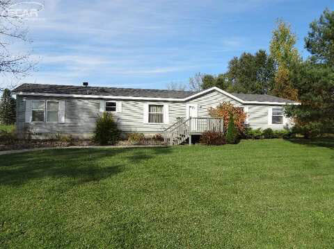 7013 East Mt Morris Road Mount Morris, MI 48458 - Photo 1 of 14 20423288.JPG