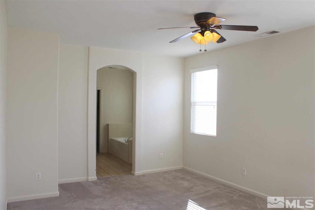 10409 Summershade Lane Reno, NV 89521 - Photo 7 of 22