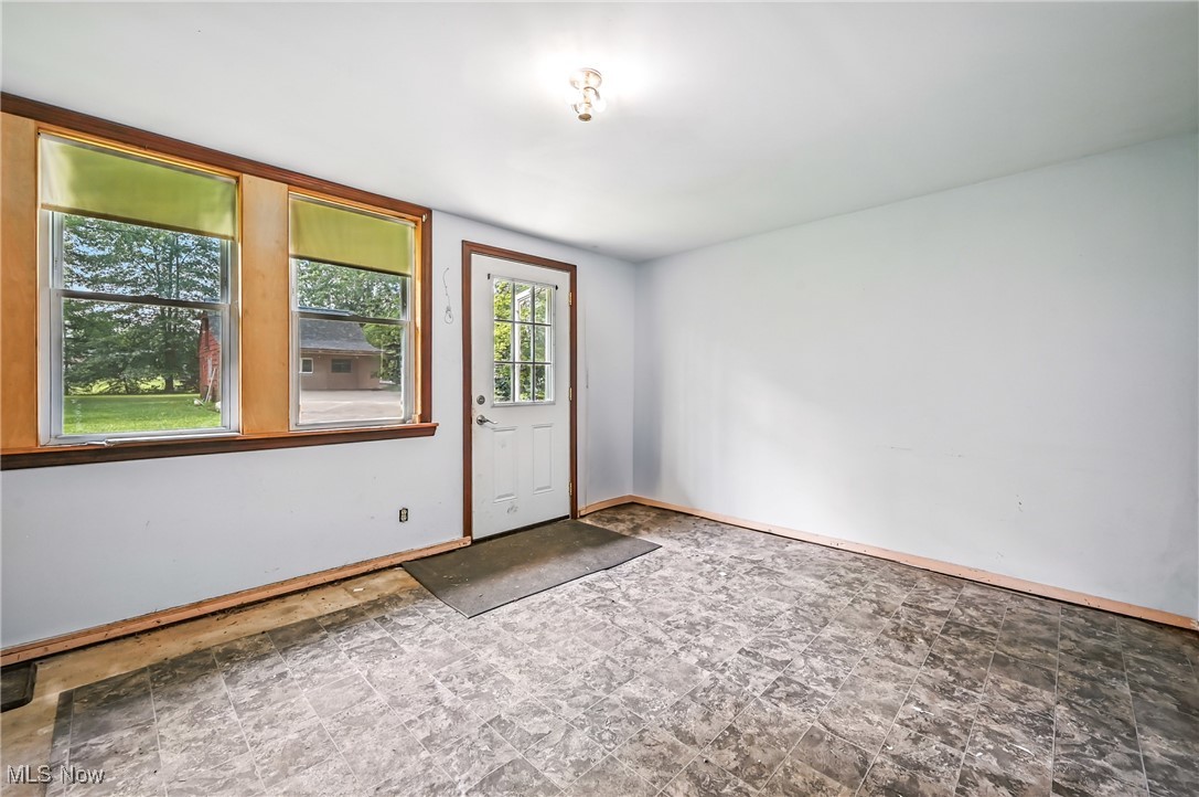8028 Mines Road Southeast Warren, OH 44484 - Photo 23 of 50 Gallery Image 23