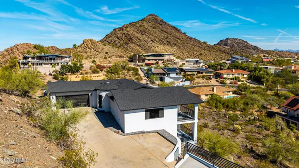 $1,825,000 | 1402 East Las Palmaritas Drive, Phoenix, AZ 85020