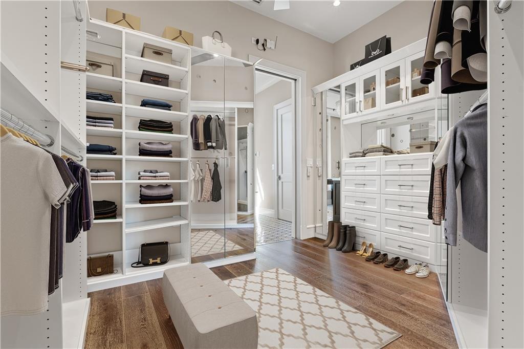 3376 Peachtree Road Northeast, Unit 35A Atlanta, GA 30326 - Photo 17 of 26 Gallery Image 17