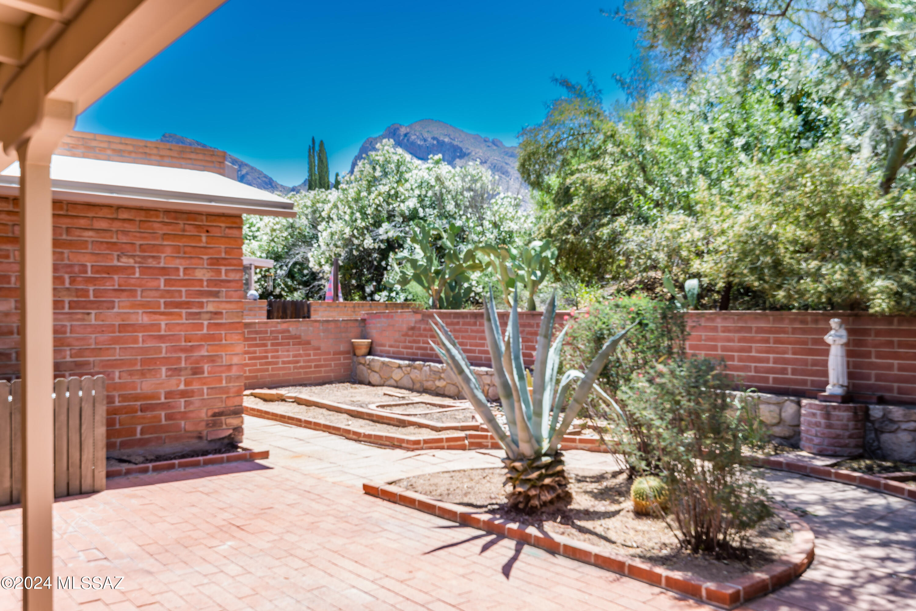 25 West Roma Drive Oro Valley, AZ 85737 - Photo 26 of 35