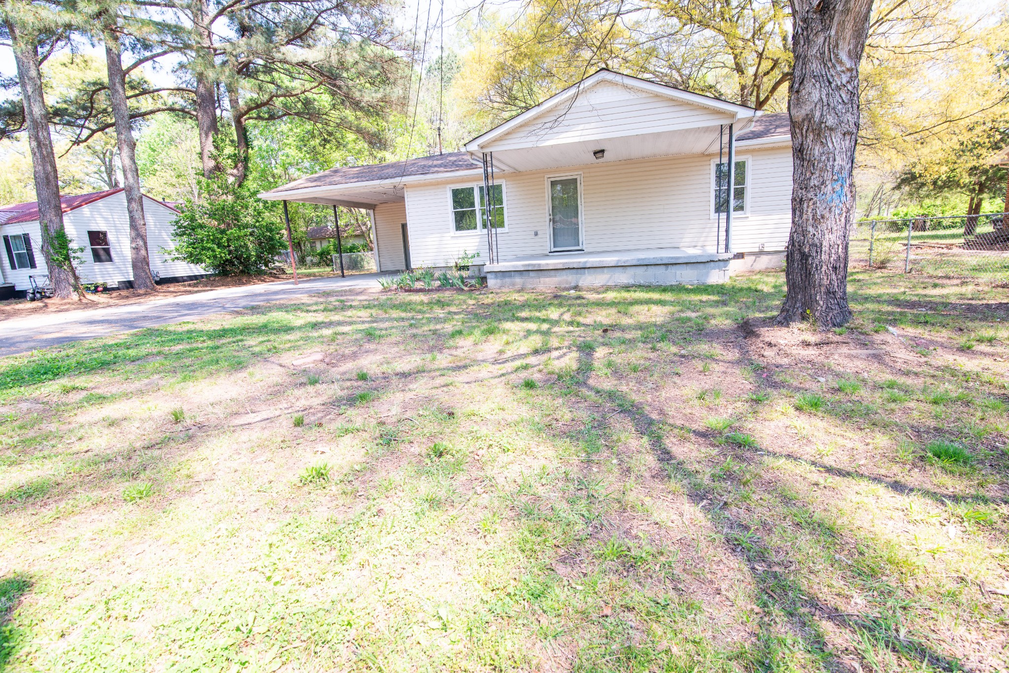 209 Gentry Street Tullahoma, TN 37388 - Photo 2 of 31
