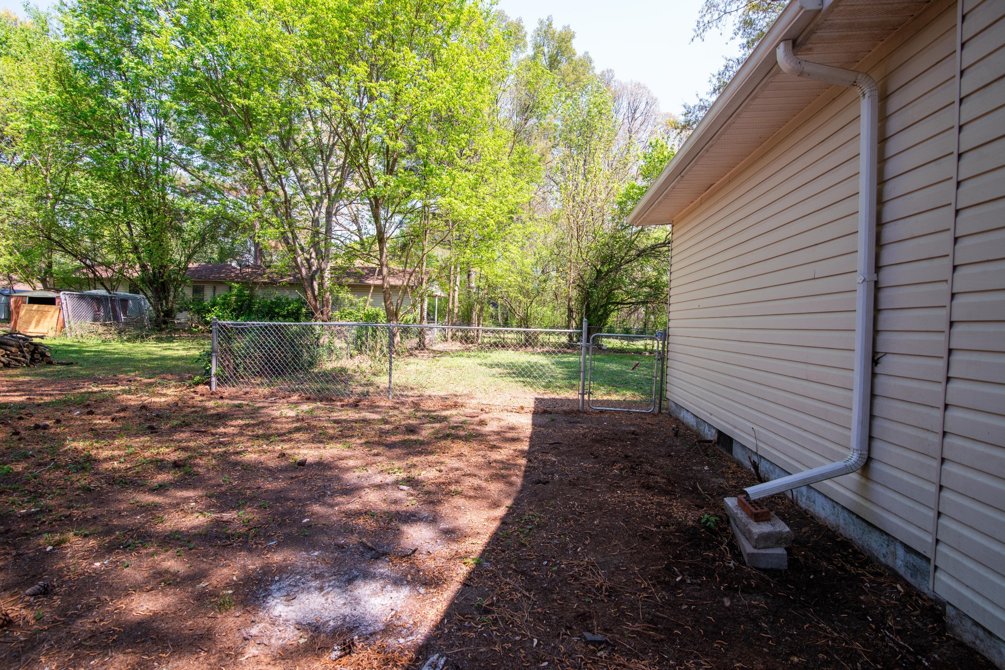 209 Gentry Street Tullahoma, TN 37388 - Photo 4 of 31